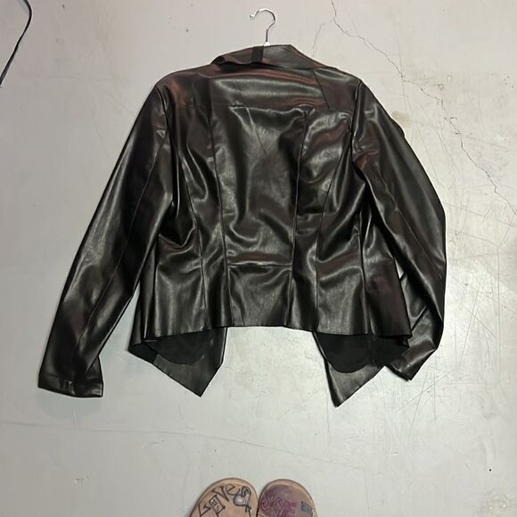 Medium Papillon Faux Leather Asymmetrical Jacket - Picture 4 of 4